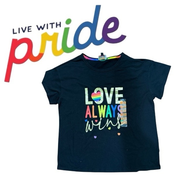 Tops - NWT Black Pride Shirt with Love Always Wins. Size M